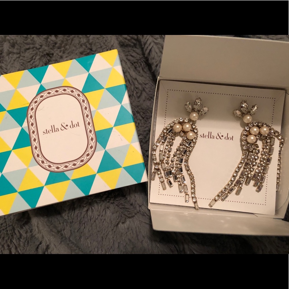 Stella & Dot Crystal Waterfall Chandelier Earrings